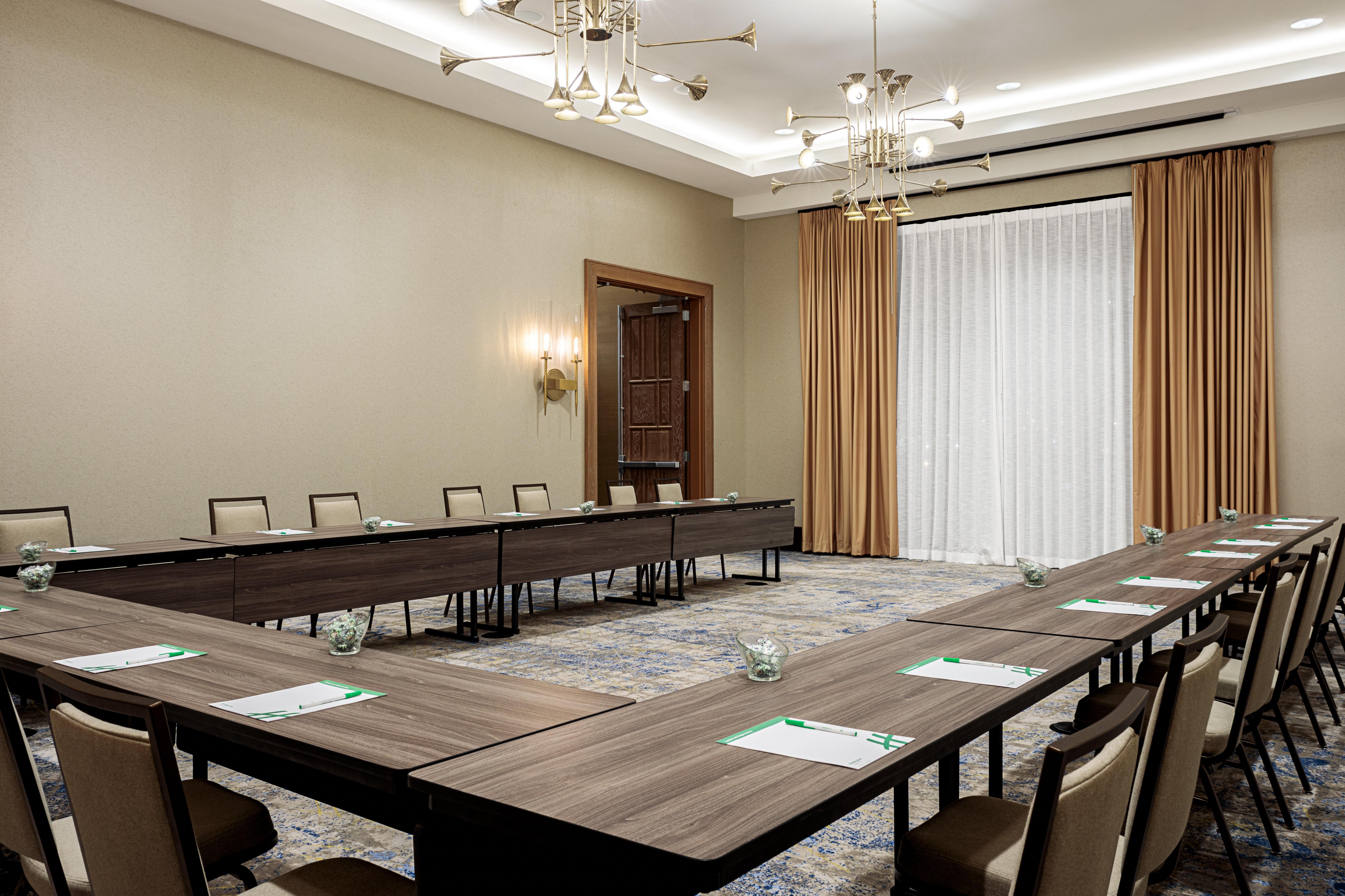 Holiday Inn & Suites Nashville Downtown Broadway Екстер'єр фото