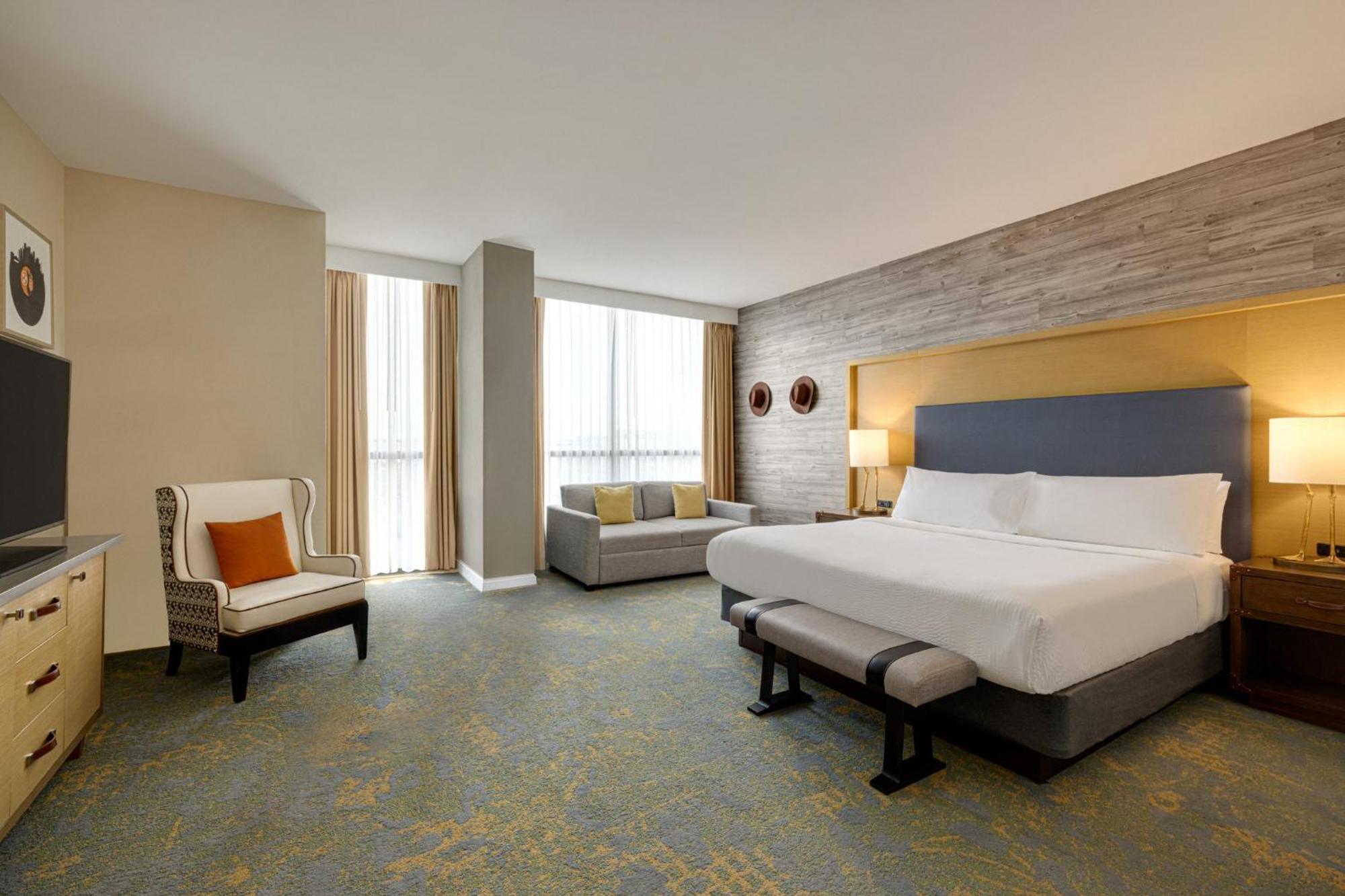 Holiday Inn & Suites Nashville Downtown Broadway Екстер'єр фото