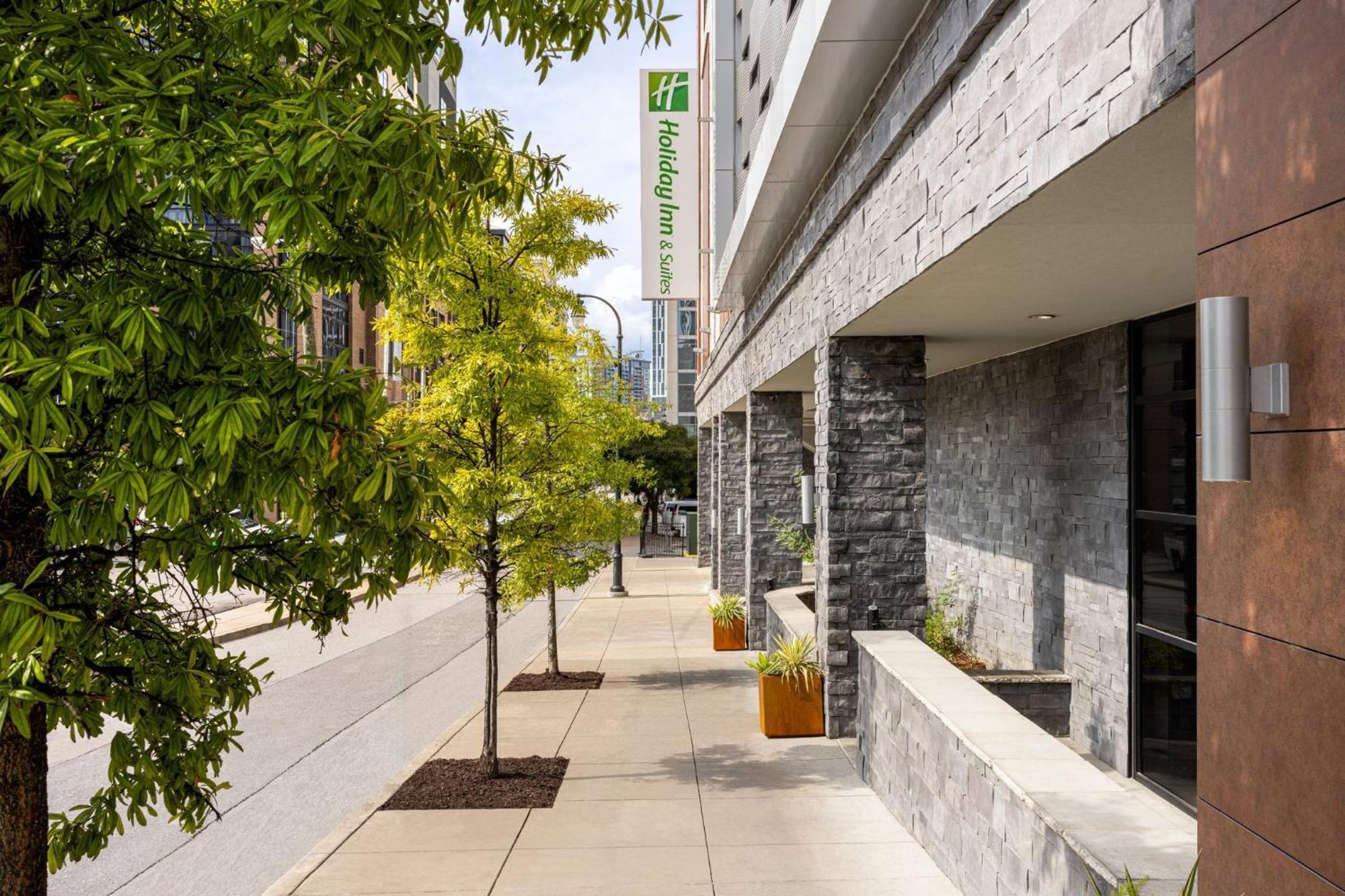 Holiday Inn & Suites Nashville Downtown Broadway Екстер'єр фото