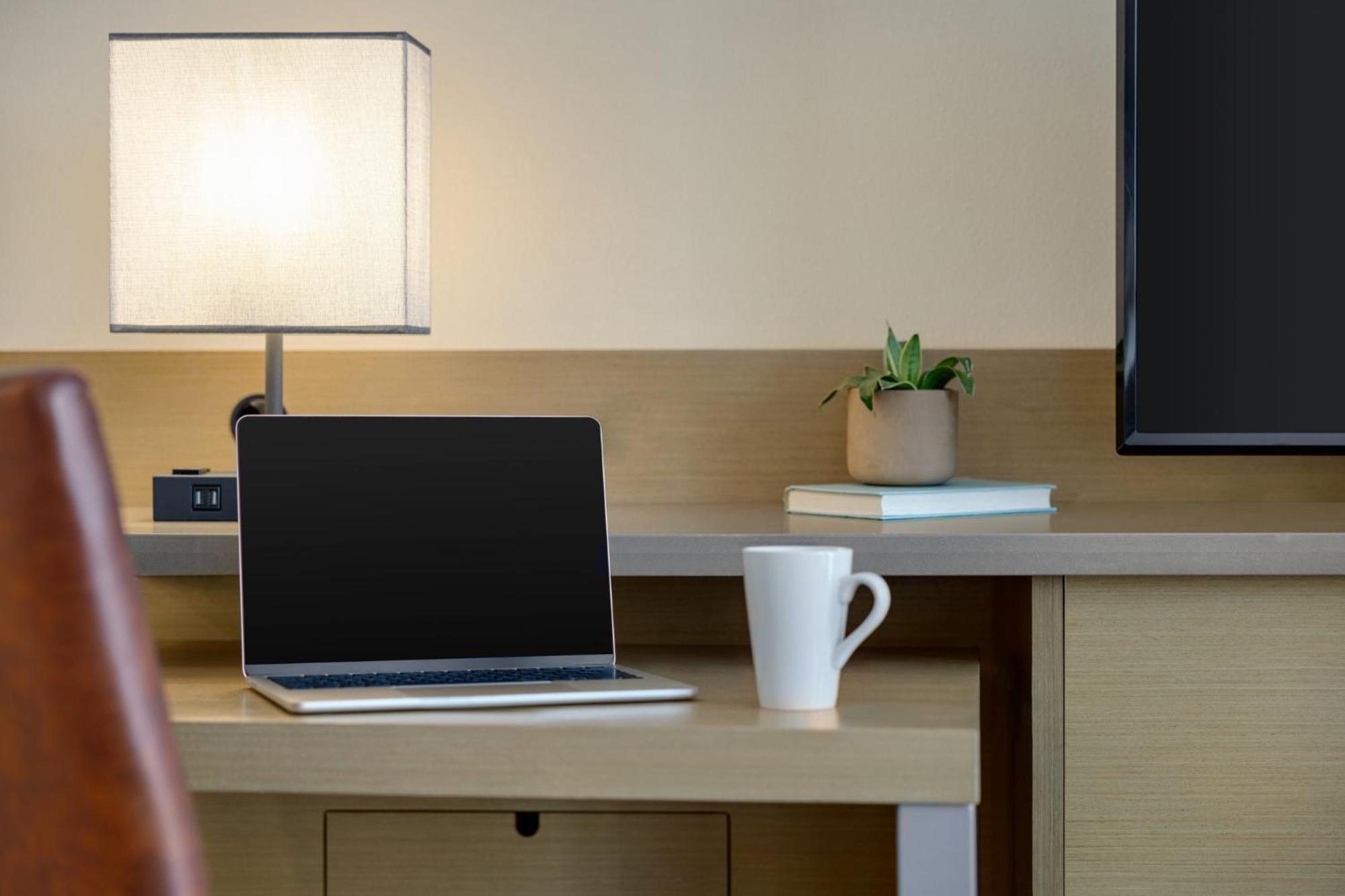 Holiday Inn & Suites Nashville Downtown Broadway Екстер'єр фото
